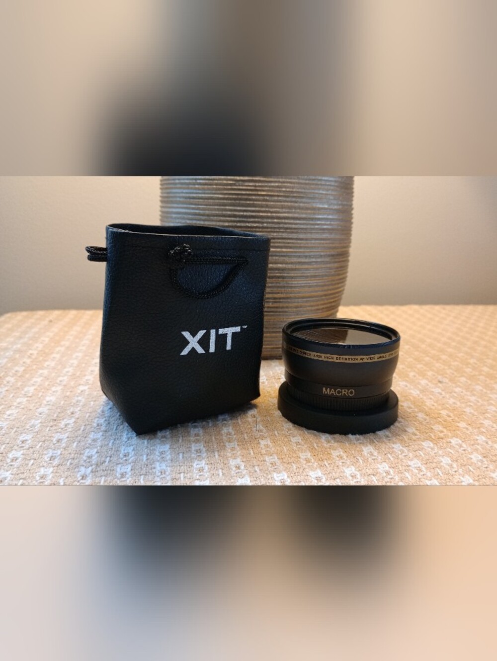 XIT wide angle macro lens